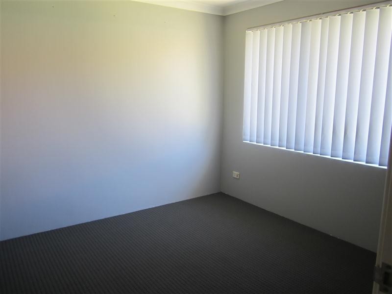 13 Noosa Drive, Secret Harbour WA 6173