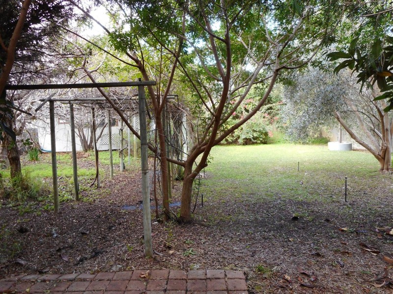 210 Safety Bay Road, Safety Bay WA 6169