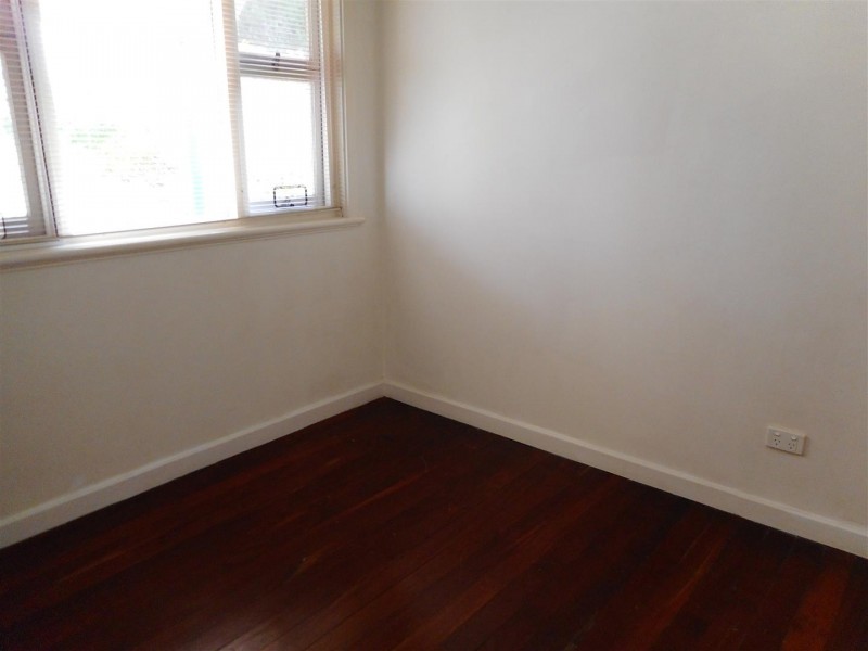 210 Safety Bay Road, Safety Bay WA 6169