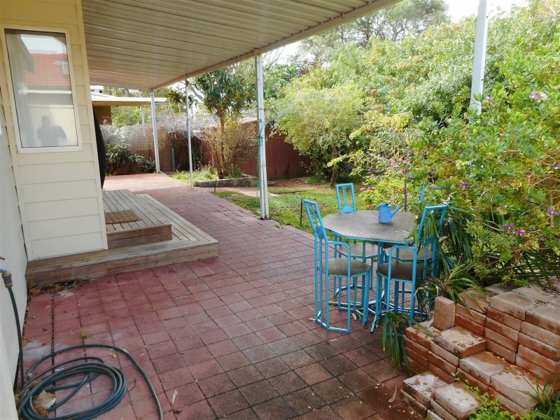 210 Safety Bay Road, Safety Bay WA 6169