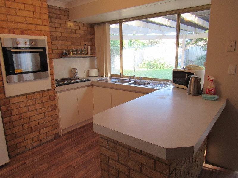 5 Blee Court, Rockingham WA 6168