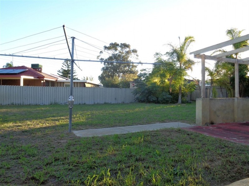 14 Linville Avenue, Cooloongup WA 6168