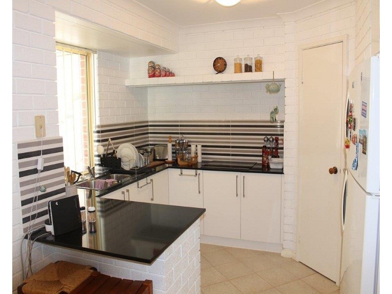 6  Bondi Crescent, Warnbro WA 6169