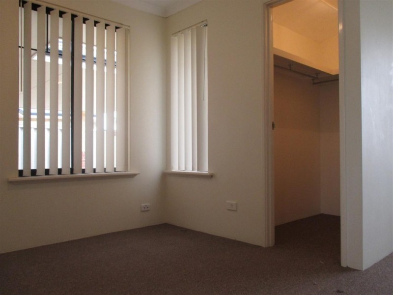 9 Fontenay Court, Port Kennedy WA 6172