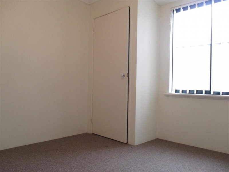 9 Fontenay Court, Port Kennedy WA 6172