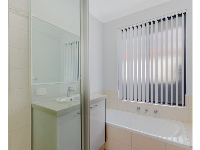 8 Newfound Street, Secret Harbour WA 6173