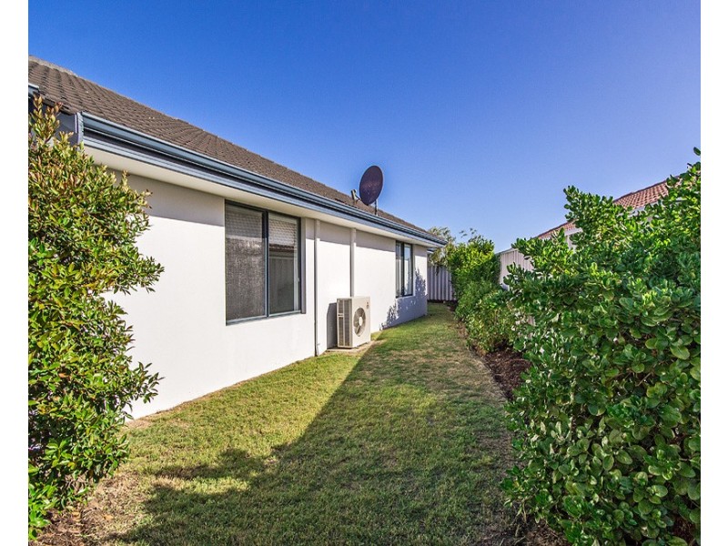 8 Newfound Street, Secret Harbour WA 6173