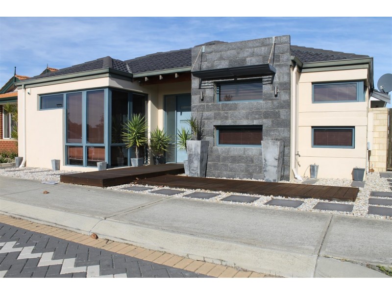 4 Rhapsody Close, Shoalwater WA 6169