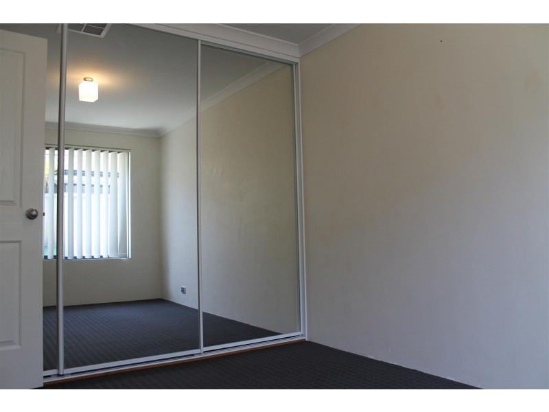 4 Rhapsody Close, Shoalwater WA 6169