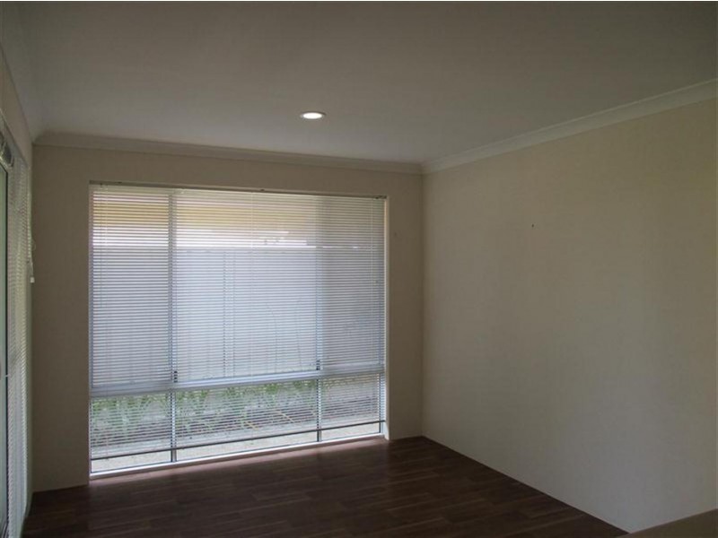 30 Kalli Street, Golden Bay WA 6174