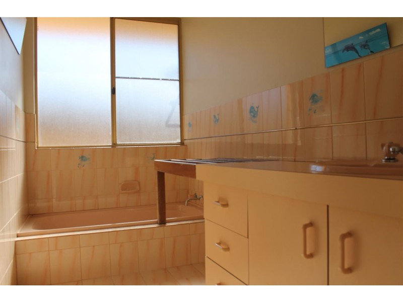 4 Bideford Street, Warnbro WA 6169