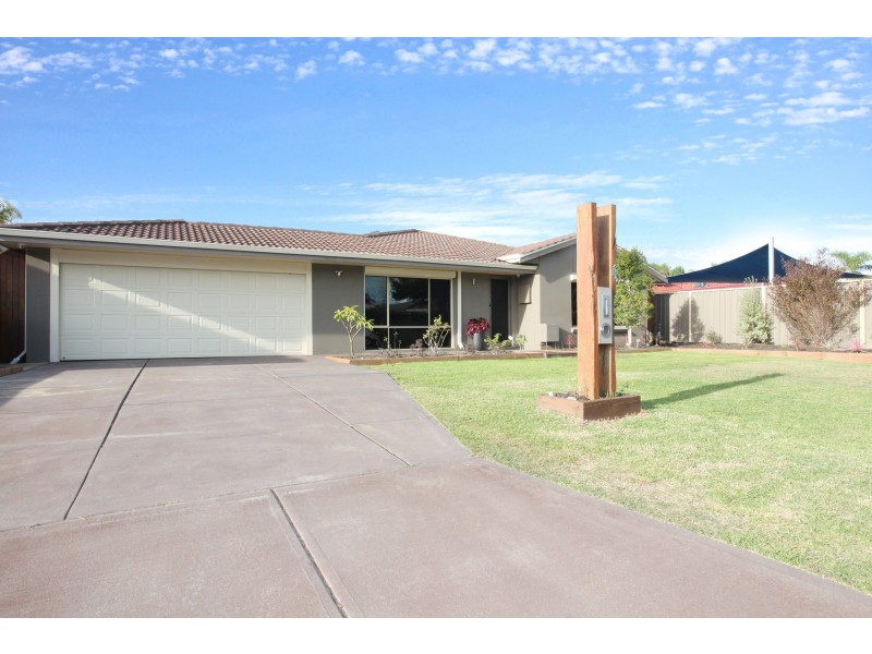 4 Meridian Mews, Waikiki WA 6169