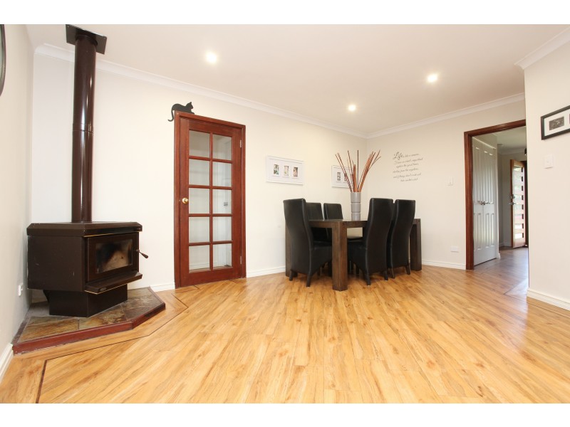 4 Meridian Mews, Waikiki WA 6169