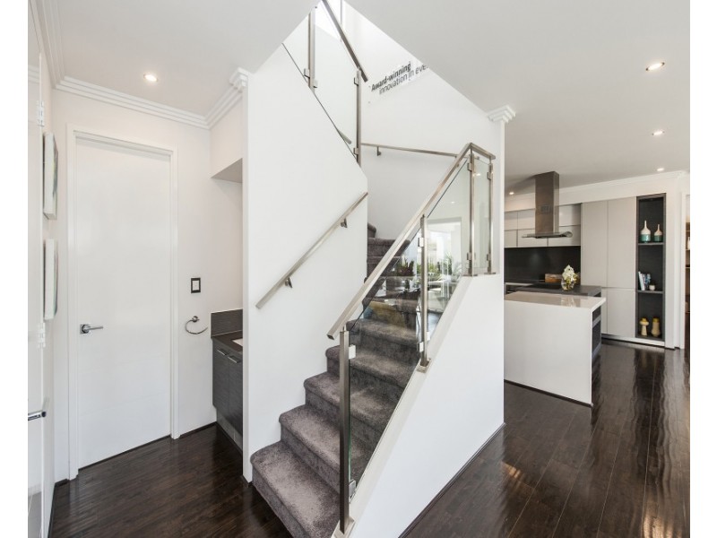 17 Tallering Way, Golden Bay WA 6174