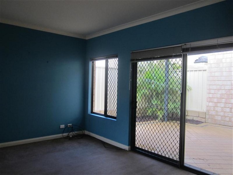 4/7 Victoria Street, Rockingham WA 6168