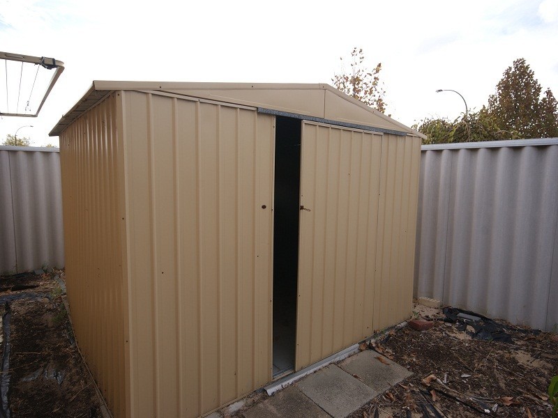 1  Toledo Circuit, Port Kennedy WA 6172