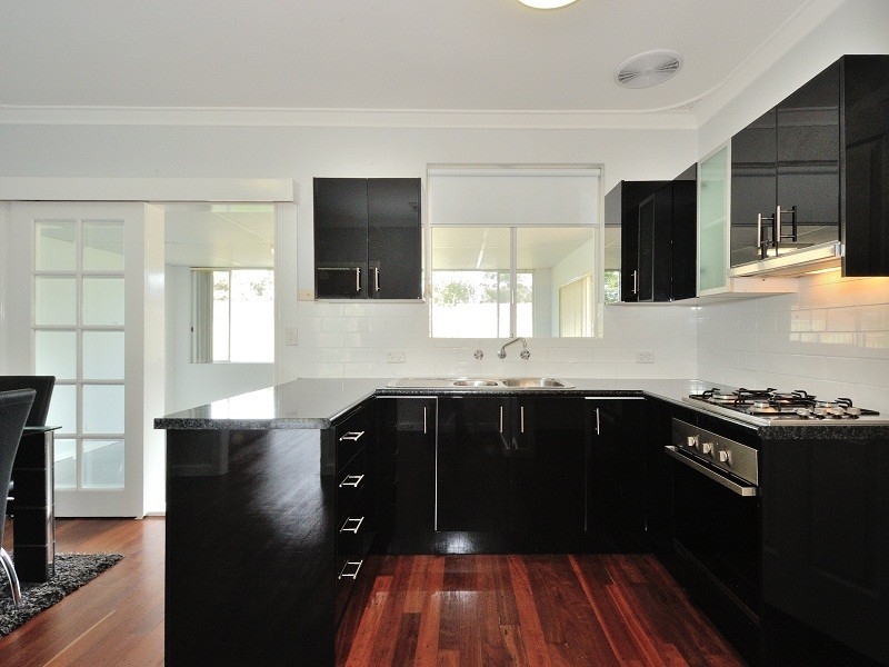 17 Hydra Close, Rockingham WA 6168