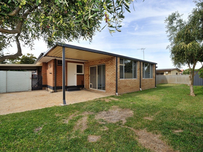 17 Hydra Close, Rockingham WA 6168