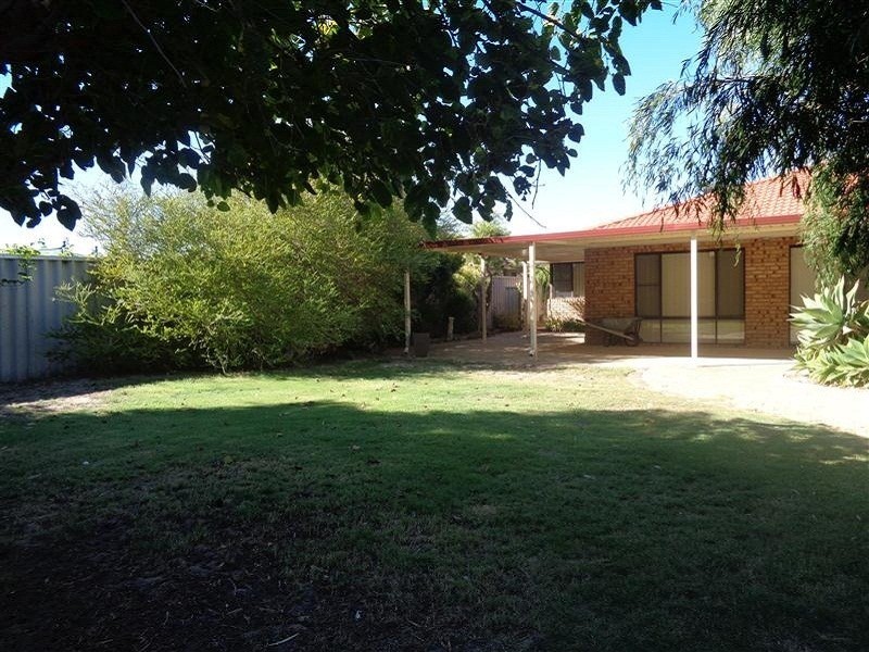 521 Safety Bay Road, Waikiki WA 6169