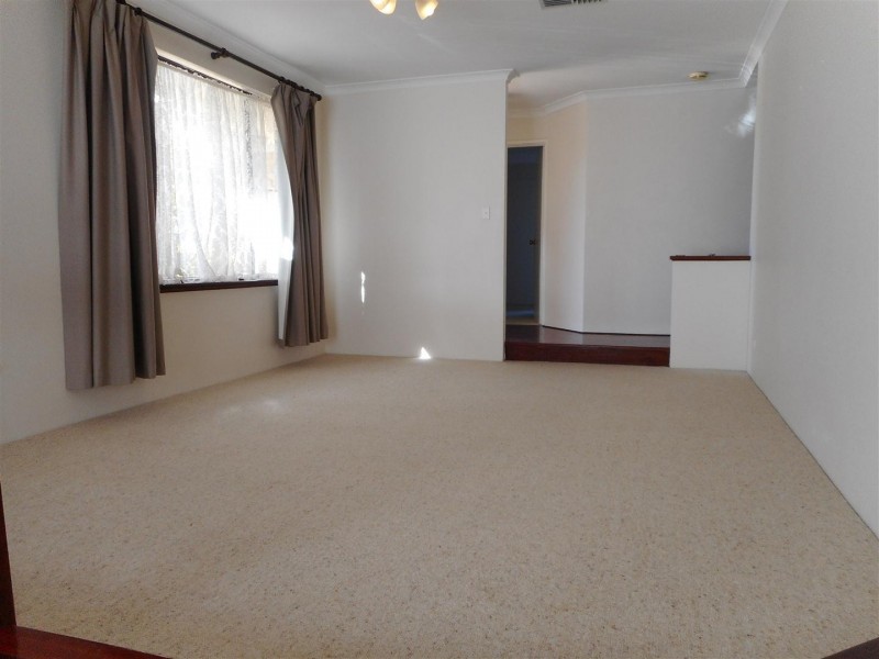 521 Safety Bay Road, Waikiki WA 6169