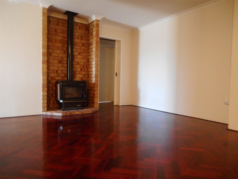 521 Safety Bay Road, Waikiki WA 6169