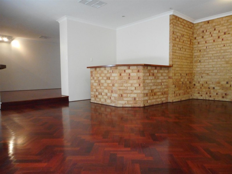 521 Safety Bay Road, Waikiki WA 6169