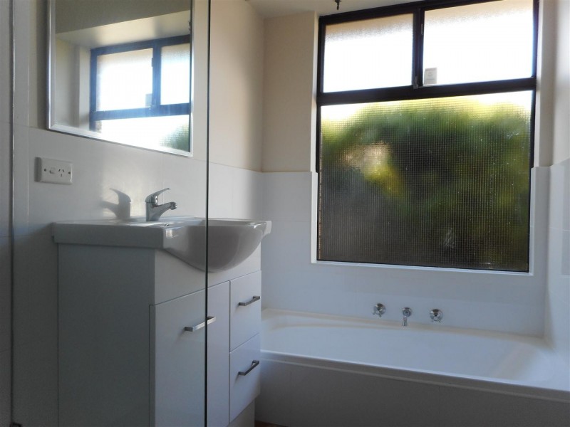 521 Safety Bay Road, Waikiki WA 6169