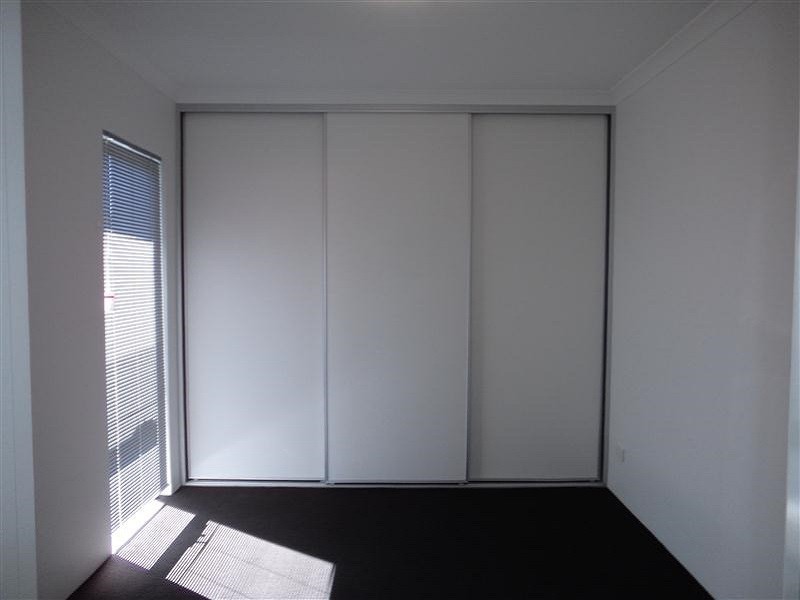 6/11 Vaux Street, Rockingham WA 6168