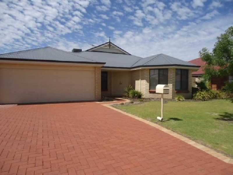 22 Windermere Way, Waikiki WA 6169