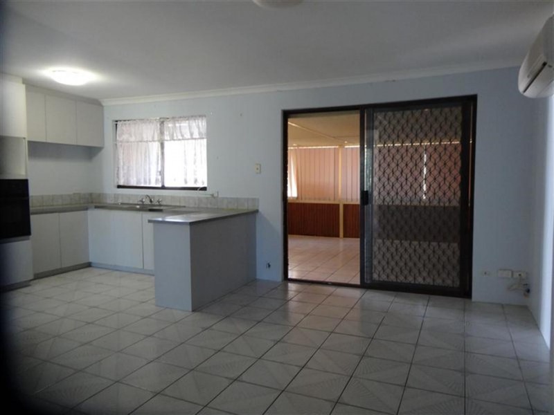 31 Nabberu Loop, Cooloongup WA 6168