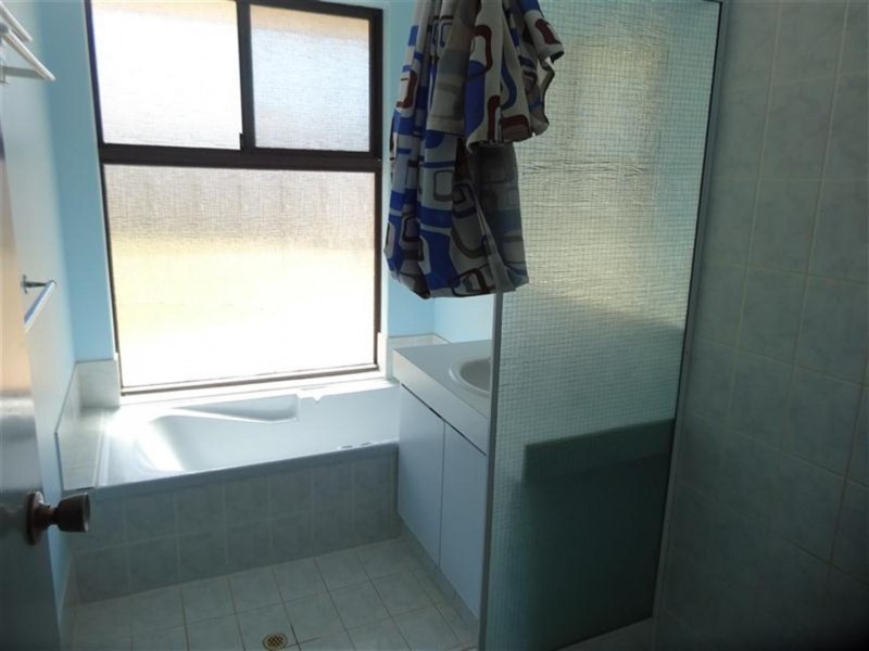 31 Nabberu Loop, Cooloongup WA 6168