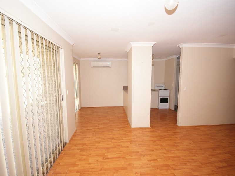 7/3 Merope Close, Rockingham WA 6168