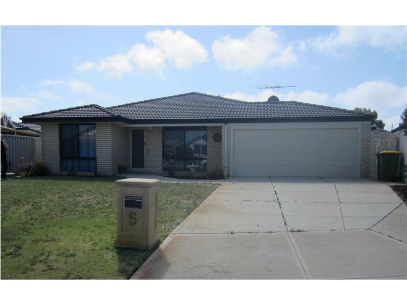 5 Uist Court, Port Kennedy WA 6172