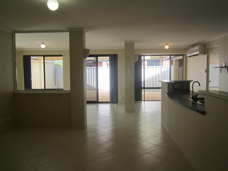 5 Uist Court, Port Kennedy WA 6172