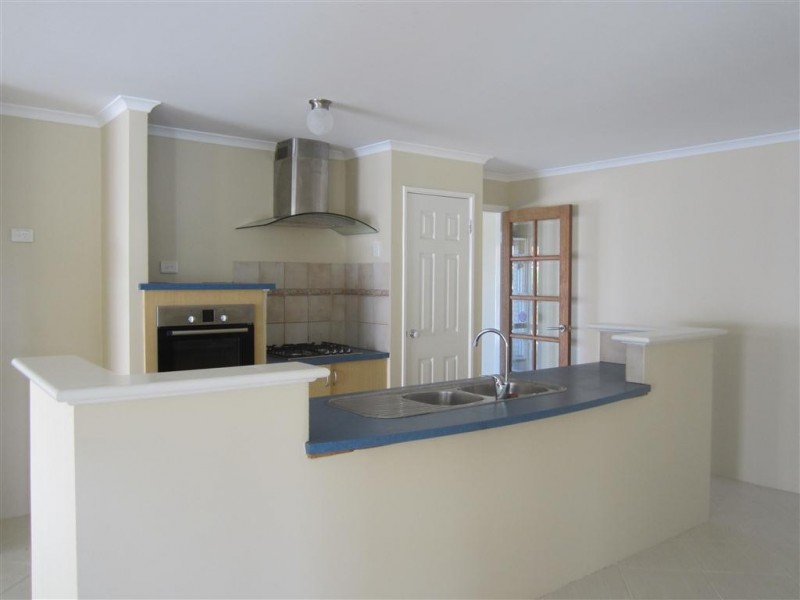 5 Uist Court, Port Kennedy WA 6172