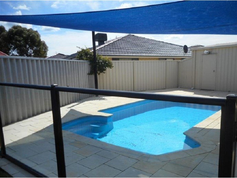 5 Uist Court, Port Kennedy WA 6172