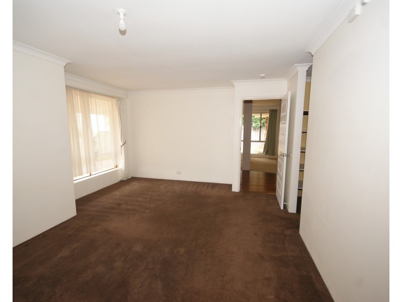 16  Whitechurch Mews, Port Kennedy WA 6172