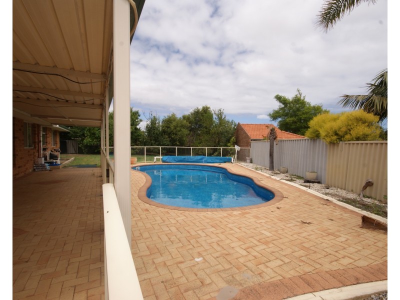 16  Whitechurch Mews, Port Kennedy WA 6172