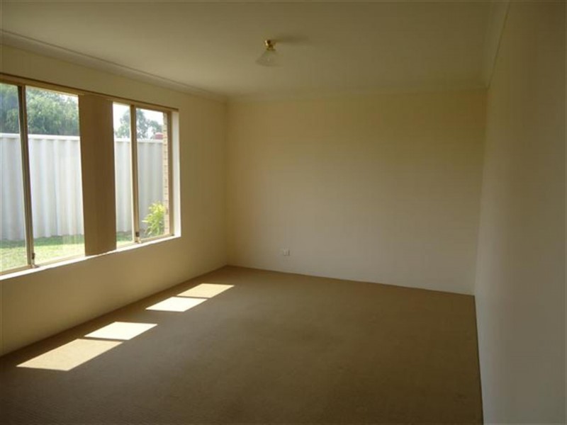 6A Belair Place, Cooloongup WA 6168