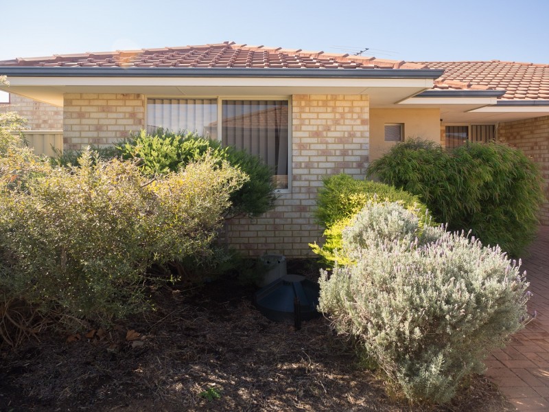 79 Montoro Drive, Port Kennedy WA 6172