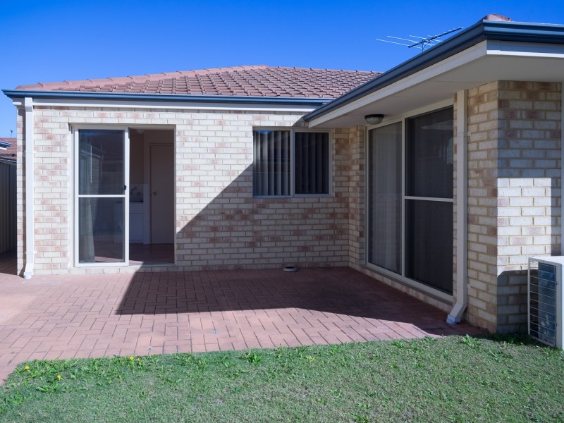 79 Montoro Drive, Port Kennedy WA 6172