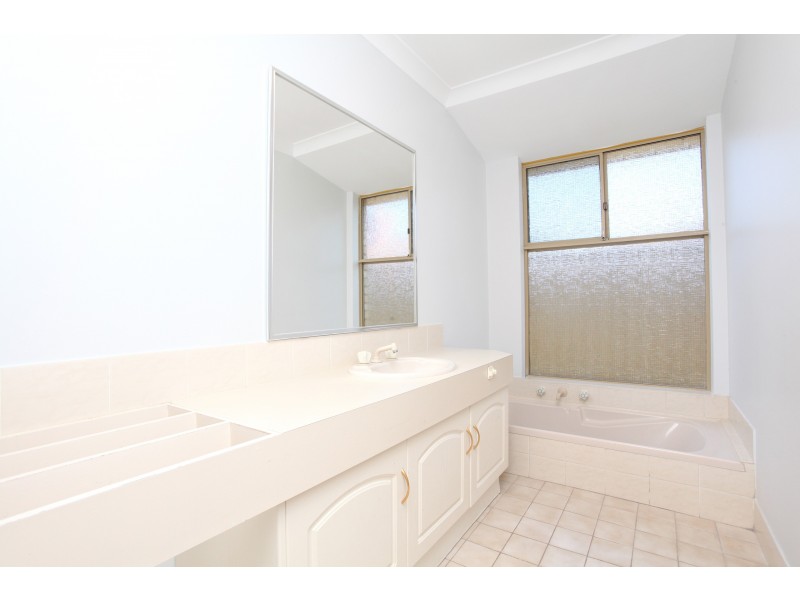 39 Georgetown Drive, Safety Bay WA 6169