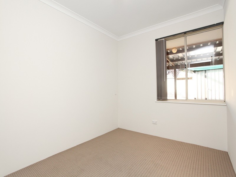 8 St Lucia Close, Safety Bay WA 6169