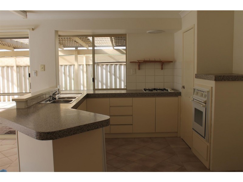 19 Cook Court, Port Kennedy WA 6172