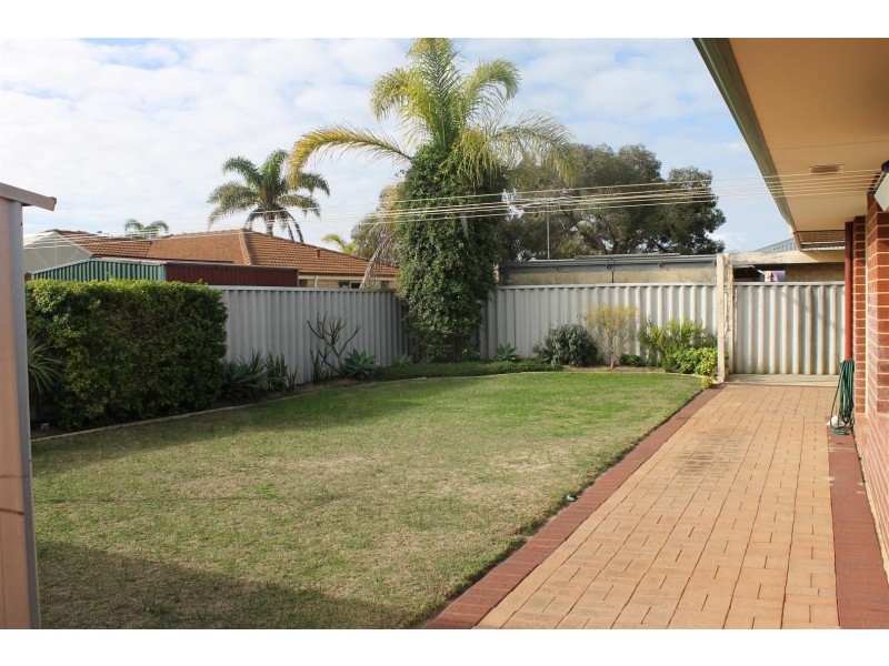 19 Cook Court, Port Kennedy WA 6172