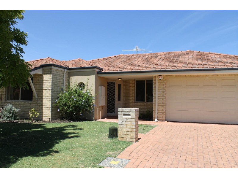 11 Laguardia Loop, Port Kennedy WA 6172