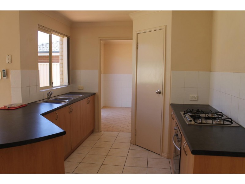 11 Laguardia Loop, Port Kennedy WA 6172