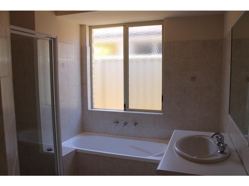 11 Laguardia Loop, Port Kennedy WA 6172