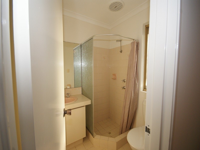 26 Warner Road, Parmelia WA 6167