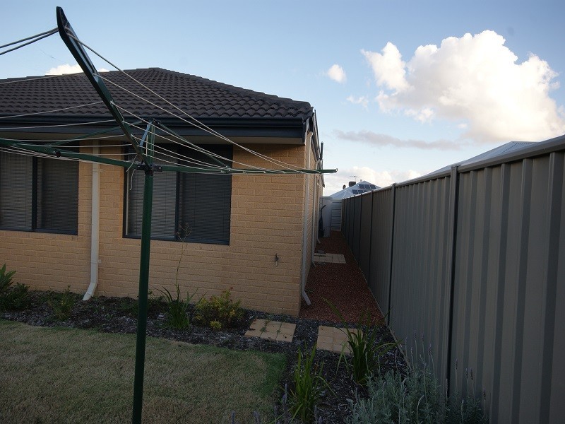 10 Chertsey Way, Wellard WA 6170